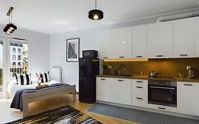 Exceptional Apartments With Parking By Noclegi Renters